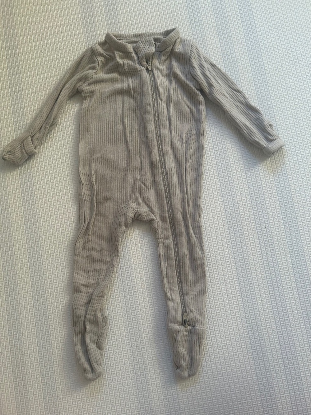 Kyte Baby robbed footie